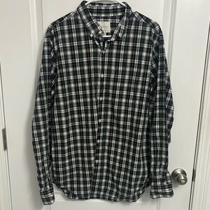 AMERICAN EAGLE Men's Black and White Checkered Shirt